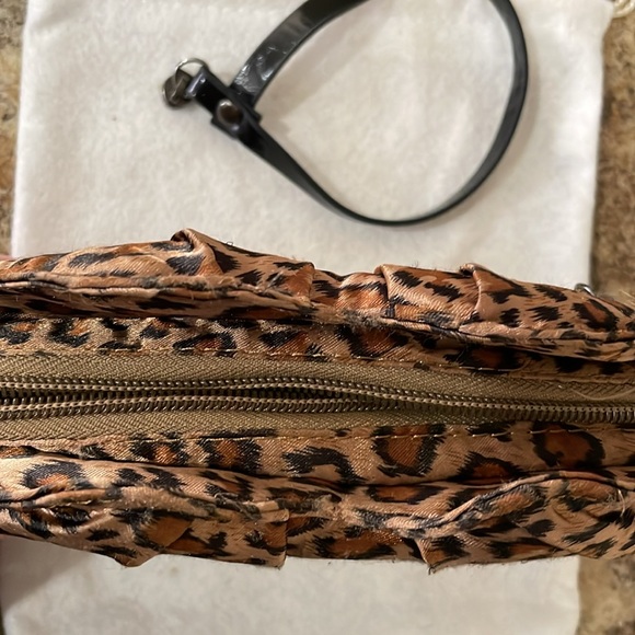 Betsey Johnson Leopard Print Lip Clutch - Picture 5 of 9